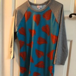 Lularoe Randy 3/4 baseball tee